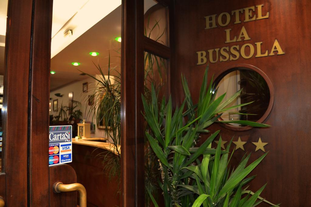 Hotel La Bussola Anzio Exterior foto